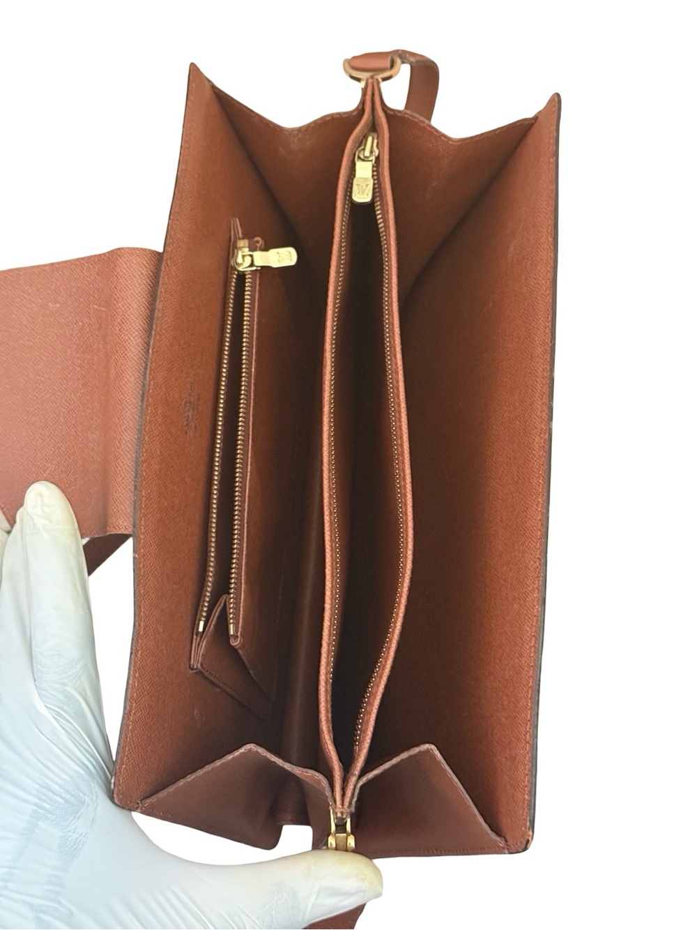 Louis Vuitton Monogram Crossbody Bag Brown Leather Trim Monogram Courcelles - Picture 12 of 17
